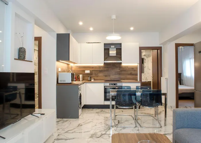 Thess1Home Grand Mistral